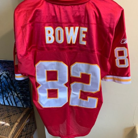 NFL  Kansas City Chiefs Dwayne Bowe #82 jersey - Picture 4 of 8